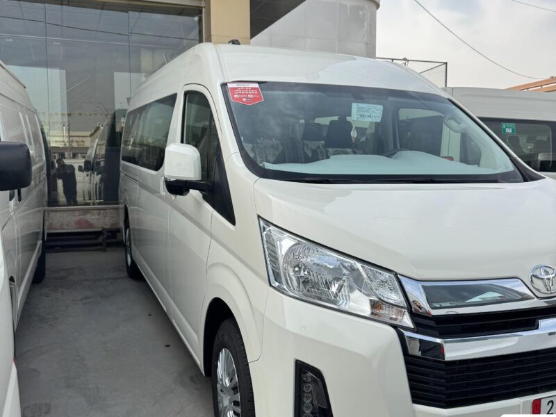 ايجار ميكروباص تويوتا هاي اس 14 راكب