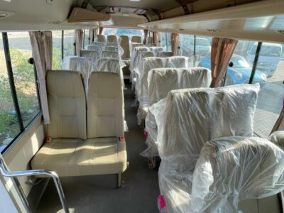 ايجار ميني باص تويوتا كوستر 30 فرد موديل حديث