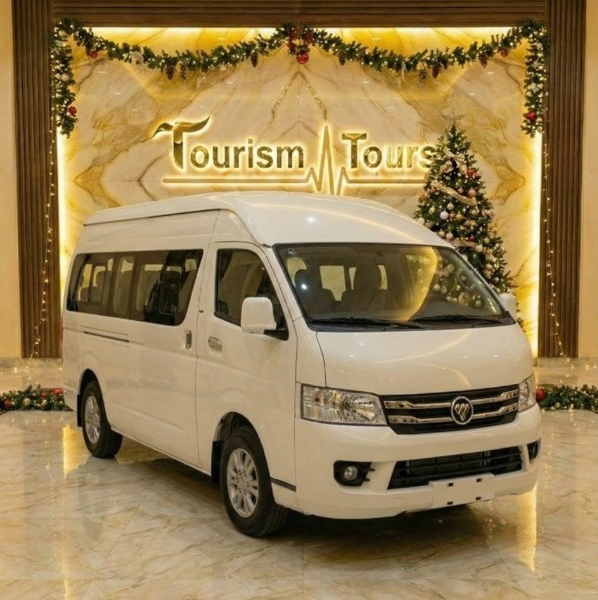 وحش السفر والطريق.. إيجار ميكروباص فوتون 12 راكب!
