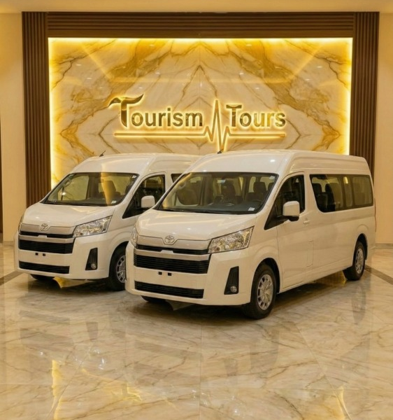 ايجار ميكروباص سياحي تويوتا هاي اي اس 14 راكب