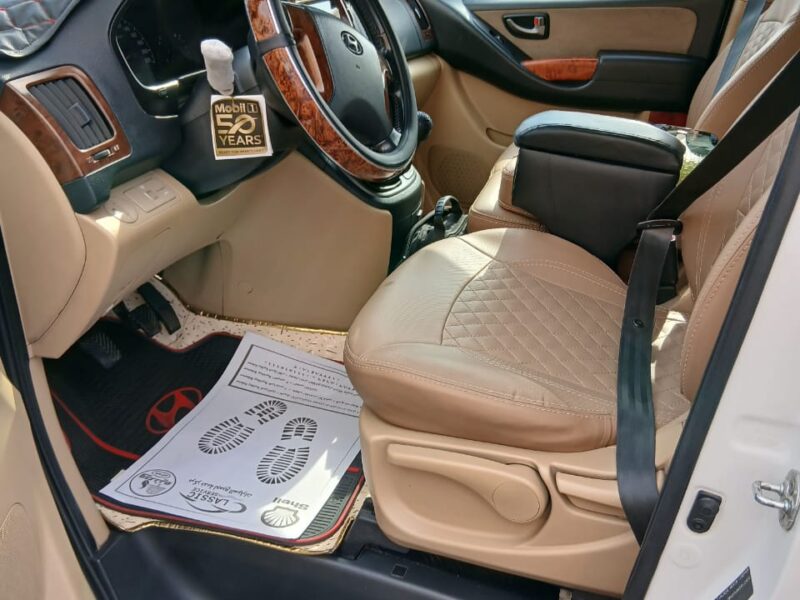 ايجار هيونداى اتش وان 7راكب للعائلات