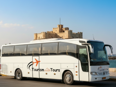 إيجار أتوبيس 50 راكب سياحي.. عملاق الفخامة لرحلاتك الجماعية