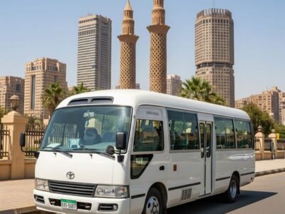 إيجار تويوتا كوستر 21 راكب VIP - رفاهية الرحلات الجماعية