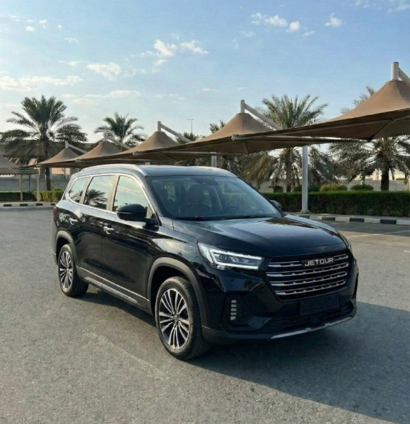 رحلتك العائلية في "جناح سياحي" فاخر.. إيجار جيتور X90 Plus!