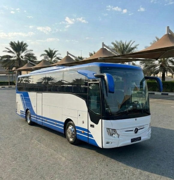 الفخامة الألمانية في رحلتك القادمة.. إيجار أتوبيس مرسيدس 50 راكب!
