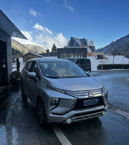 سافر ببراح واللمّة كسبانة.. إيجار ميتسوبيشي إكسباندر 7 راكب!