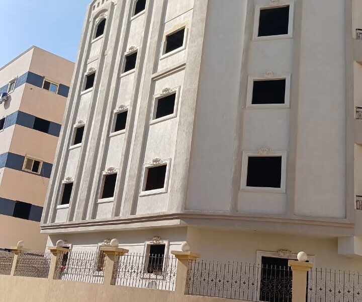 للبيع شقة متميزة في كمبوند كناريا (أكتوبر/الشيخ زايد)