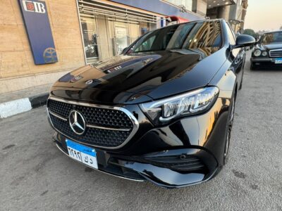 ايجار ليموزين مرسيدس E-Class بالسائق في القاهرة | بداية