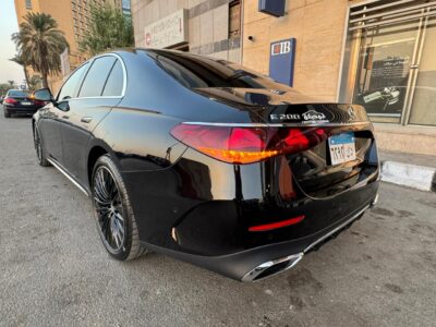 Rent Mercedes E200 with driver: Luxury chauffeur service at its best.