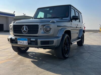 "Book Now: Mercedes G63 with Driver to Four Seasons Nile Plaza!"