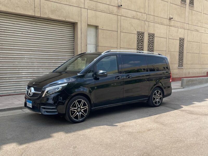Book Now & Save: Spaciously Luxurious Mercedes V250 Airport Transfer with Driver!