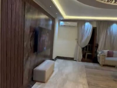 شارع لبنان مع شهاب شقه فندقيه للايجار منطقه (سكنيه_تجاريه_طبيه)