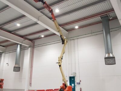 Renting all electric scaffolding