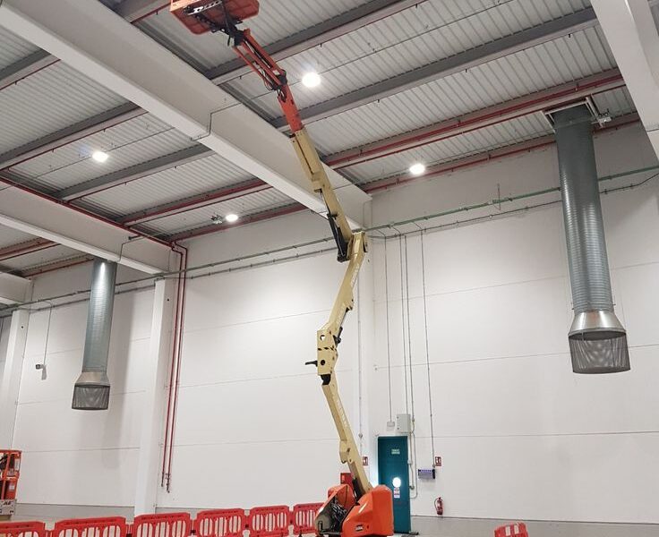 Renting all electric scaffolding