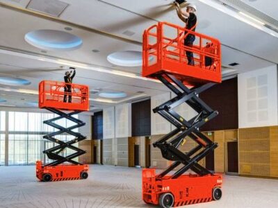 رافعات للايجار سيزر لفت مان لفت