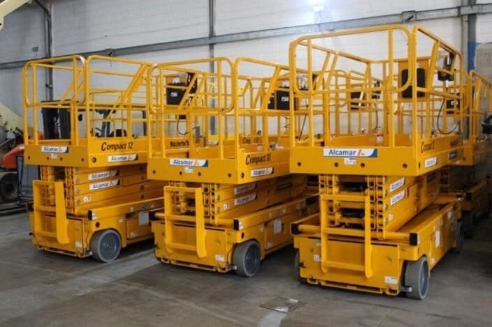 سيزر لفت للايجار 8متر 10 متر 12 متر 14 متر 16متر سيزر لفت للإيجار في الدمام – Scissor lift for rent in Dammam