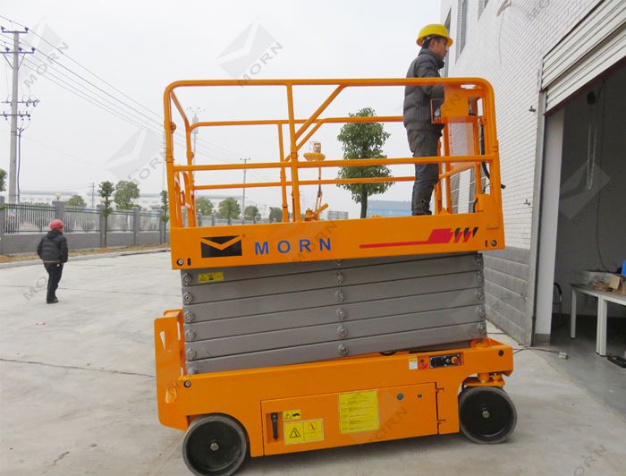 سيزر لفت للايجار 8متر 10 متر 12 متر 14 متر 16متر سيزر لفت للإيجار في الدمام – Scissor lift for rent in Dammam