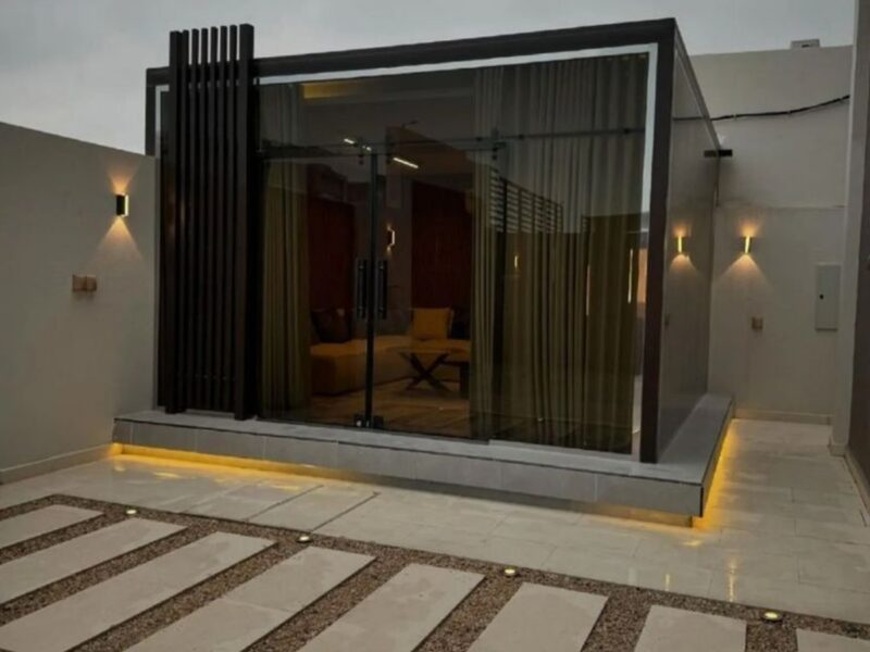 ملاحق خارجية مودرن بالرياض | تصميم وتنفيذ الملاحق الزجاجية 0551033861
