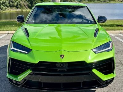 Slightly USED 2024 Lamborghini Urus S AWD Full options