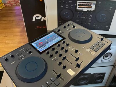 AlphaTheta XDJ-AZ, AlphaTheta OMNIS-DUO, Pioneer OPUS-QUAD, Pioneer XDJ-RX3, Pioneer XDJ-XZ, Pioneer DDJ-FLX10, AlphaTheta DDJ-GRV6, Pioneer DDDJ-REV7, AlphaTheta CDJ-3000X , Pioneer CDJ-3000